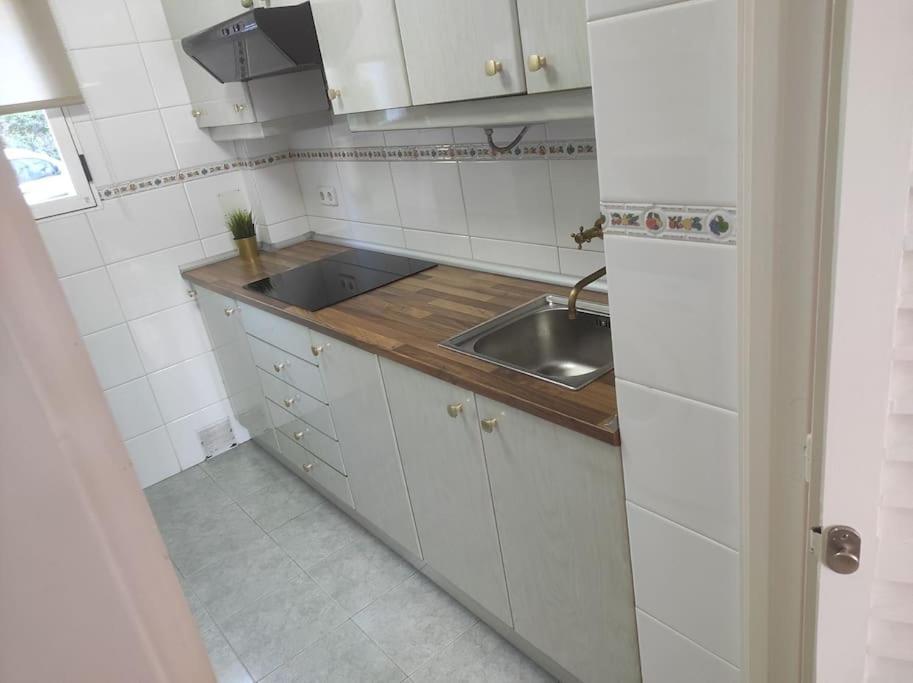 Apartamento Costa De Madrid Bagian luar foto